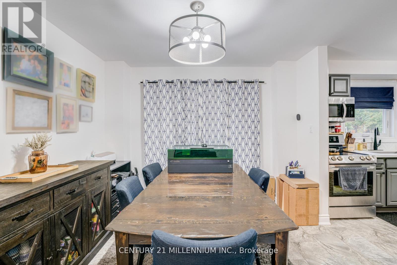 28 Bristol Avenue, Brampton, Ontario  L6X 2B3 - Photo 28 - W12567924