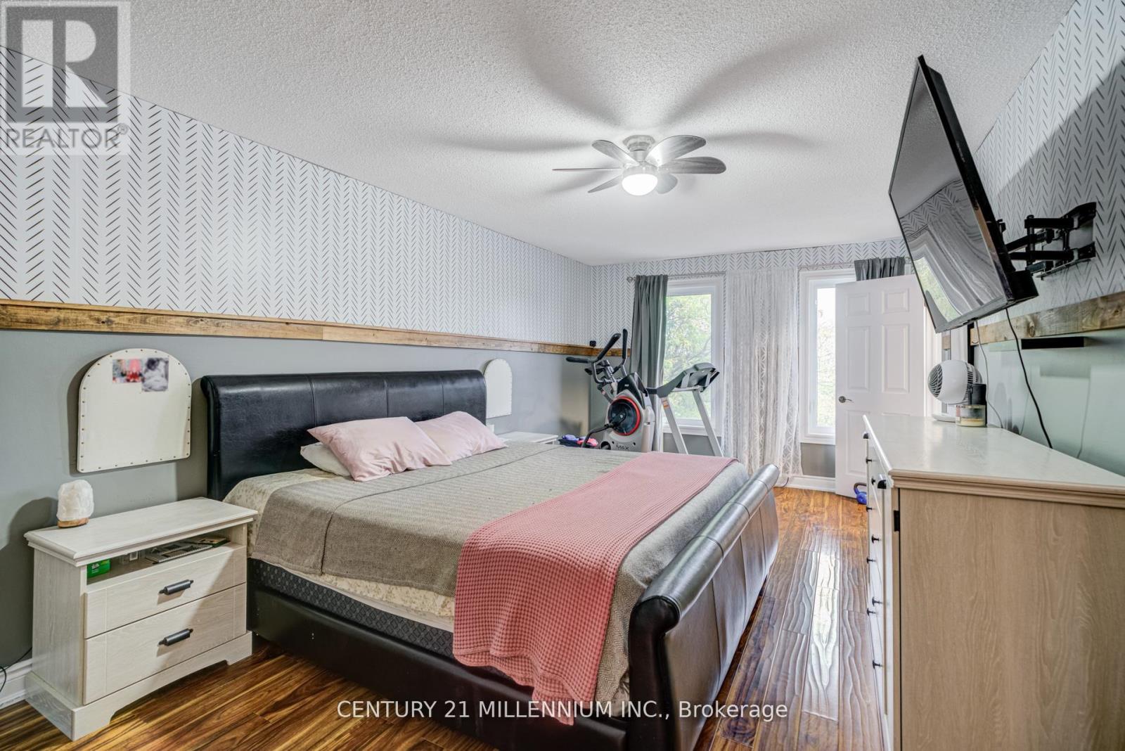 28 Bristol Avenue, Brampton, Ontario  L6X 2B3 - Photo 34 - W12567924