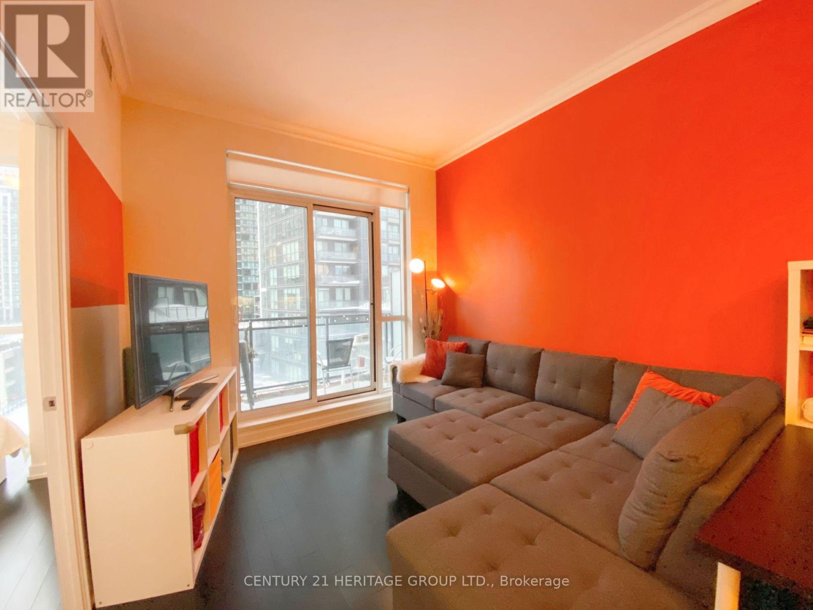 703 - 4011 Brickstone Mews, Mississauga, Ontario  L5B 0G3 - Photo 4 - W12567958