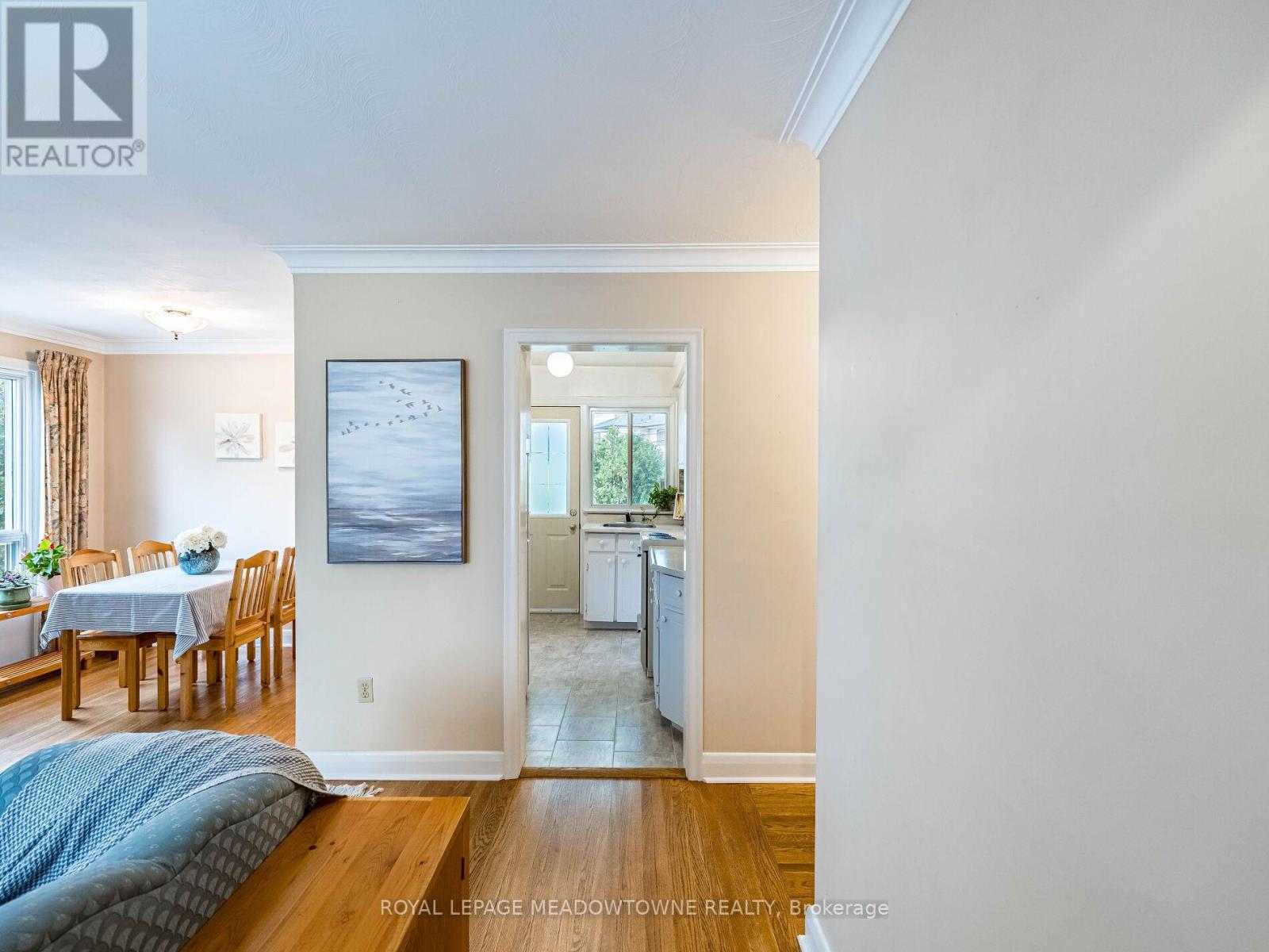 20 Erlesmere Avenue, Brampton, Ontario  L6W 2T5 - Photo 10 - W12567960