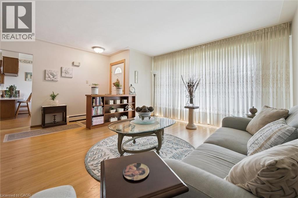 136 Fairway Road N, Kitchener, Ontario  N2A 2N6 - Photo 8 - 40769865