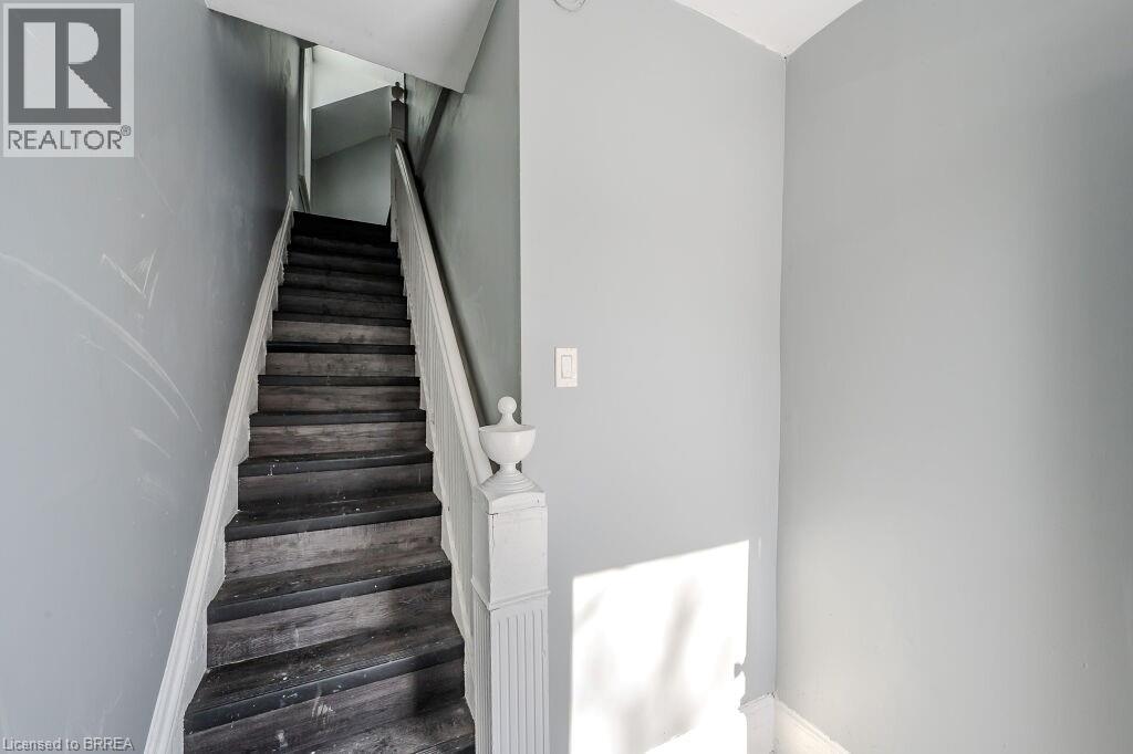 39 Park Avenue, Brantford, Ontario  N3S 5H2 - Photo 11 - 40778740