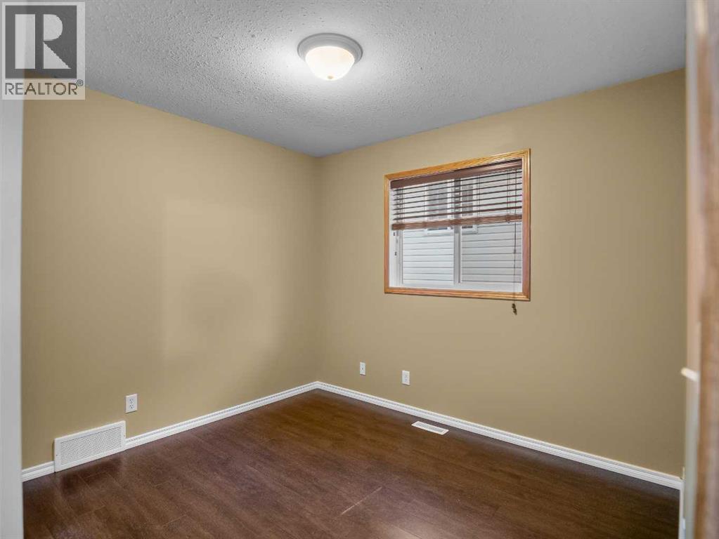 109 Duckering Close, Red Deer, Alberta  T4R 2Z4 - Photo 14 - A2270607