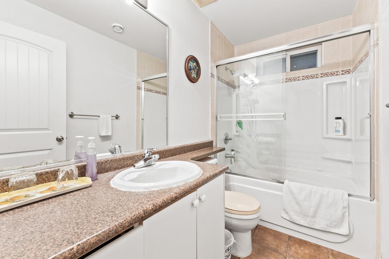 13305 87b Avenue, Surrey, British Columbia  V3W 6B9 - Photo 21 - R3067115