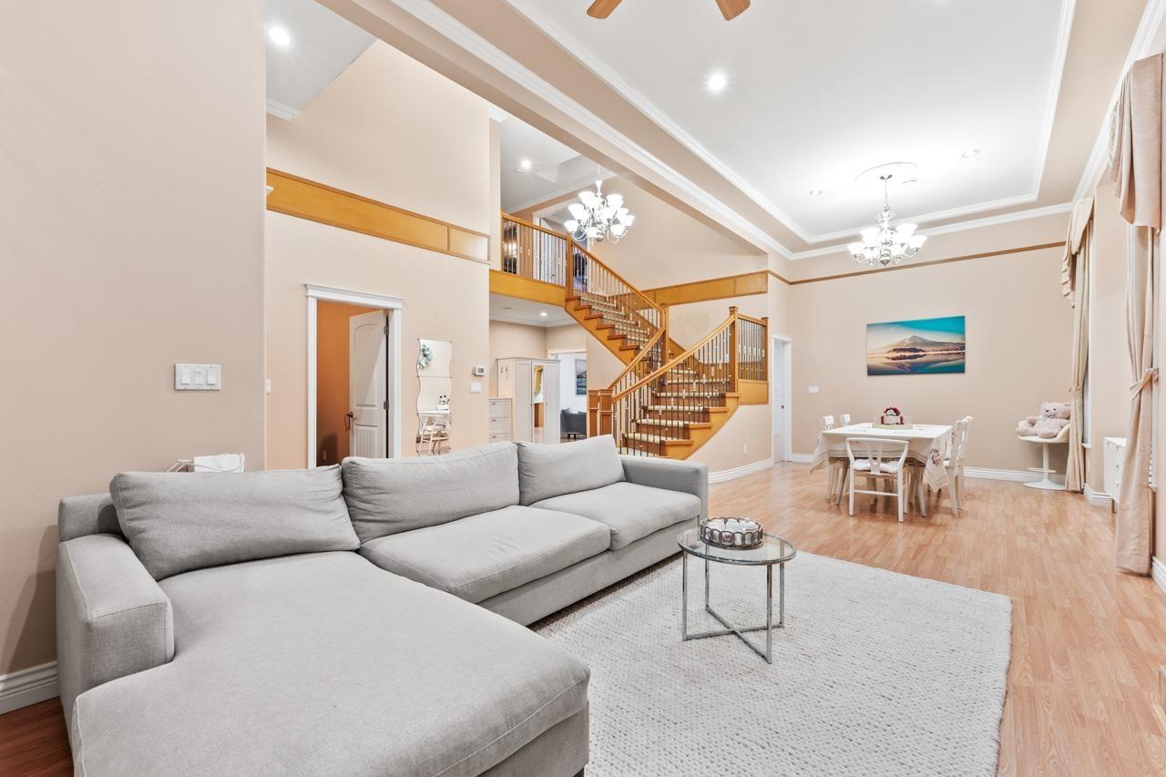 13305 87b Avenue, Surrey, British Columbia  V3W 6B9 - Photo 6 - R3067115