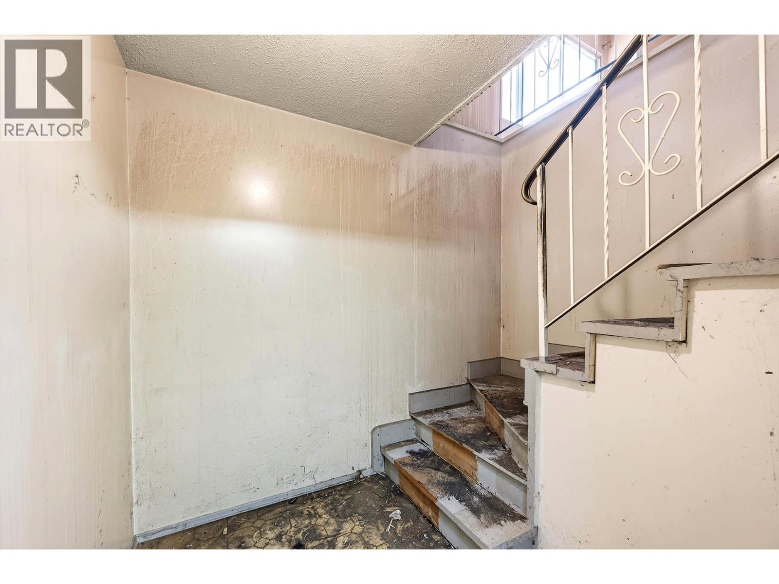 1269 Hook Drive, Kamloops, British Columbia  V2B 7S8 - Photo 21 - 10369733