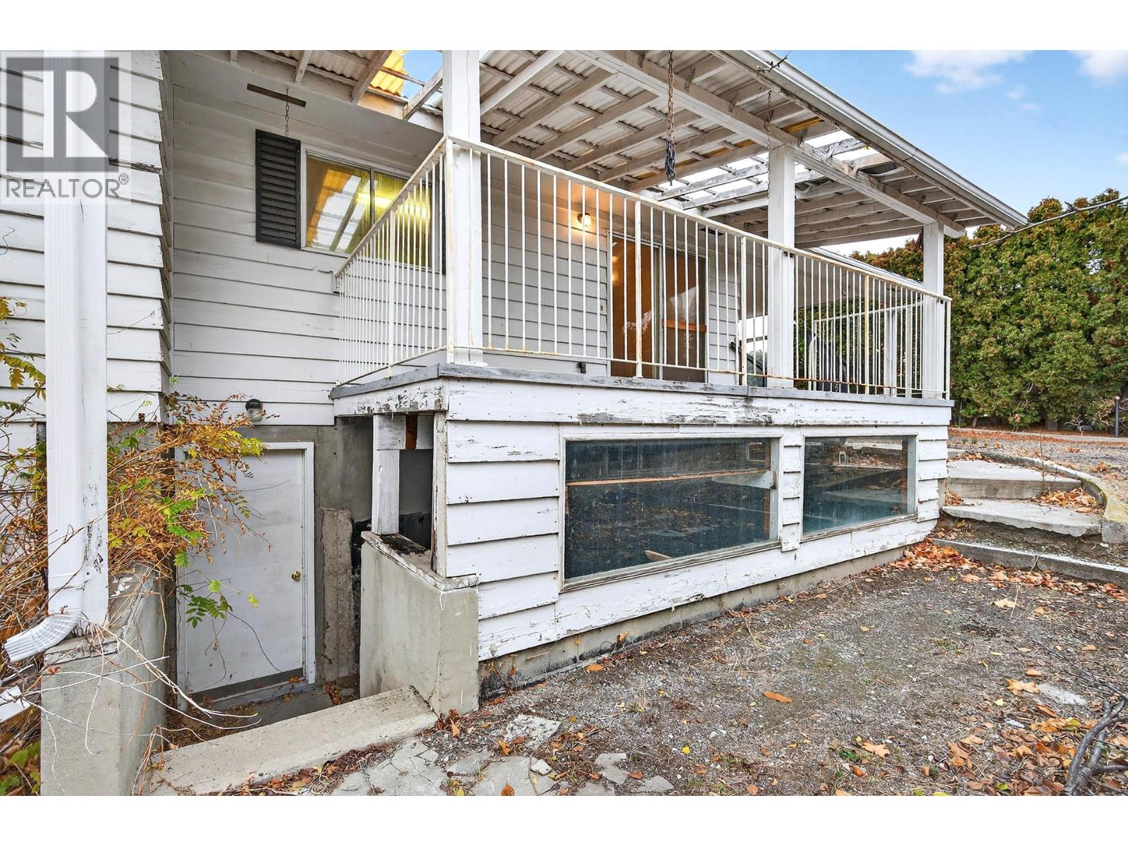 1269 Hook Drive, Kamloops, British Columbia  V2B 7S8 - Photo 29 - 10369733