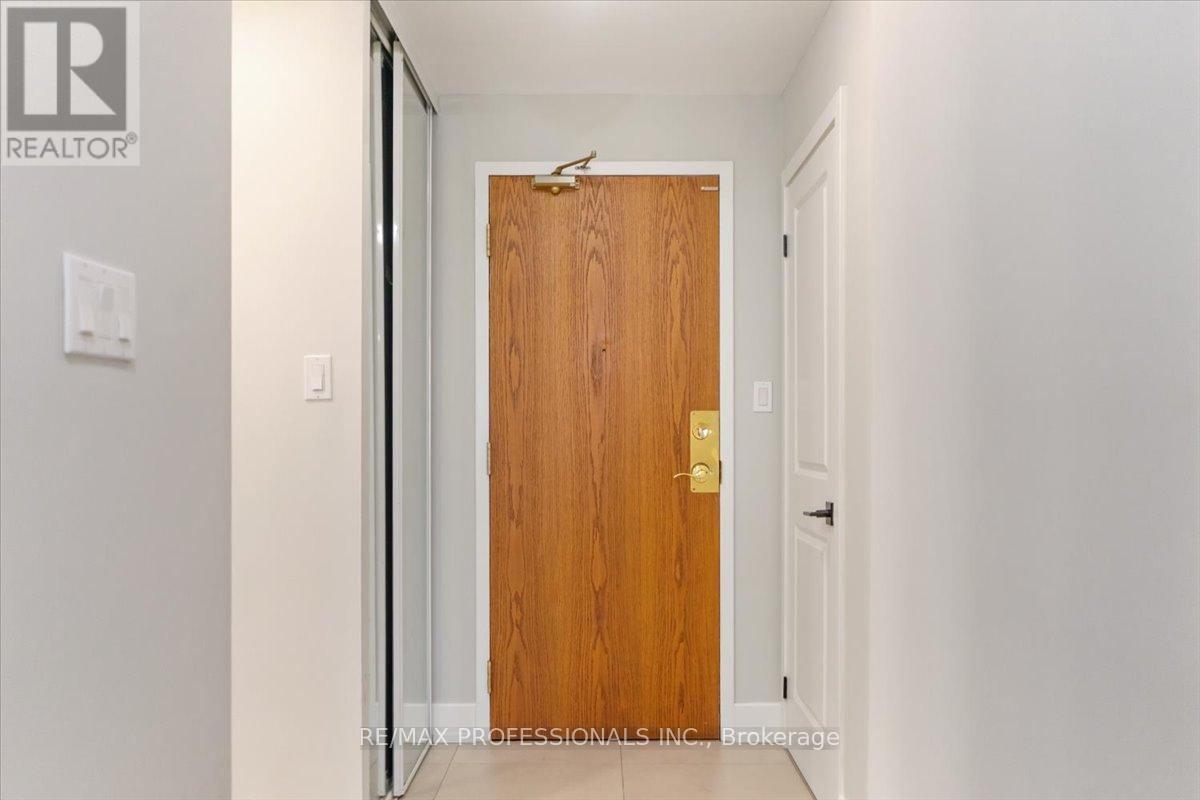 912 - 1700 Eglinton Avenue, Toronto, Ontario  M4A 2X4 - Photo 23 - C12567324