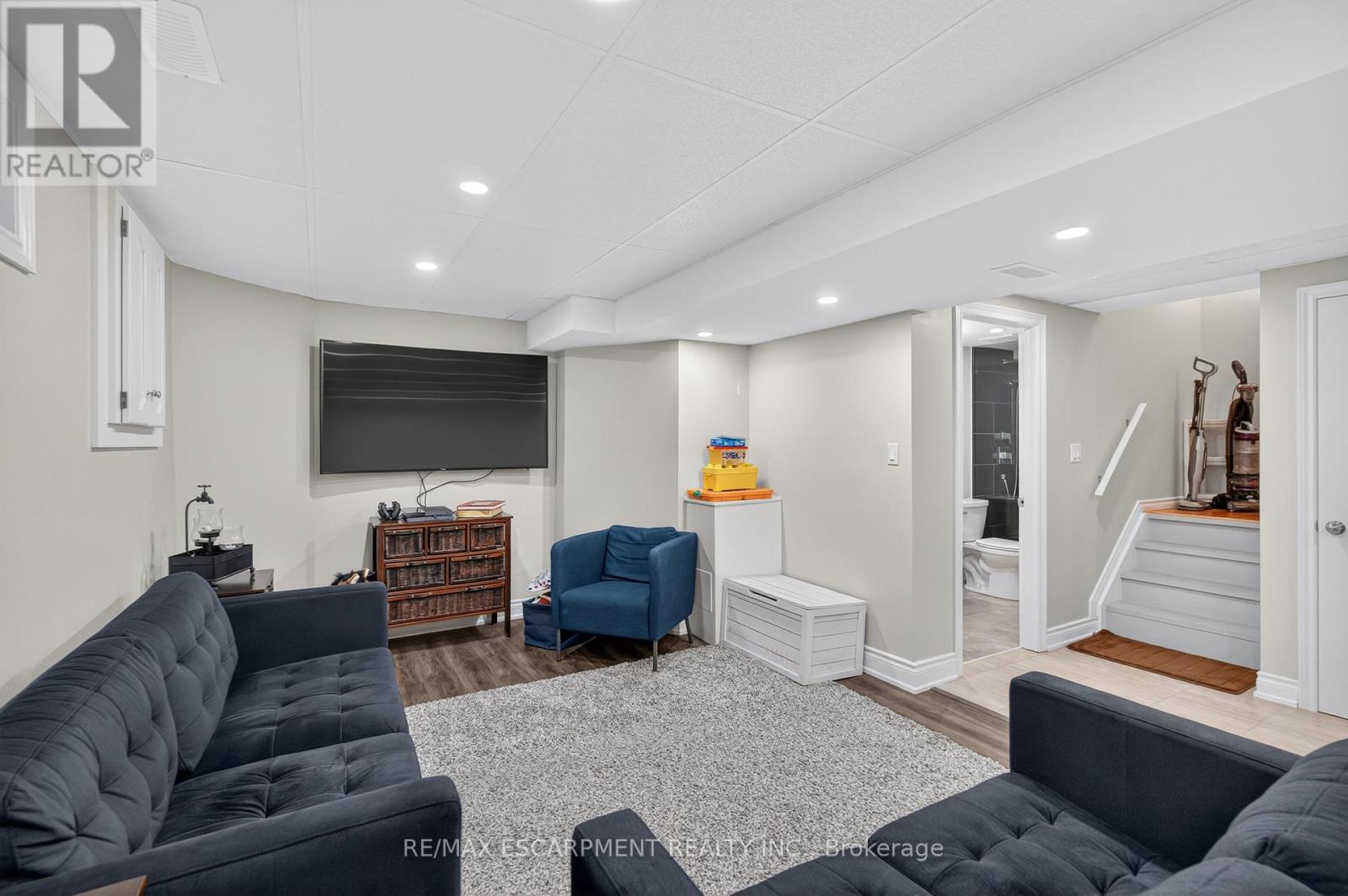 84 Branthaven Drive, Hamilton, Ontario  L8J 2M5 - Photo 35 - X12567822