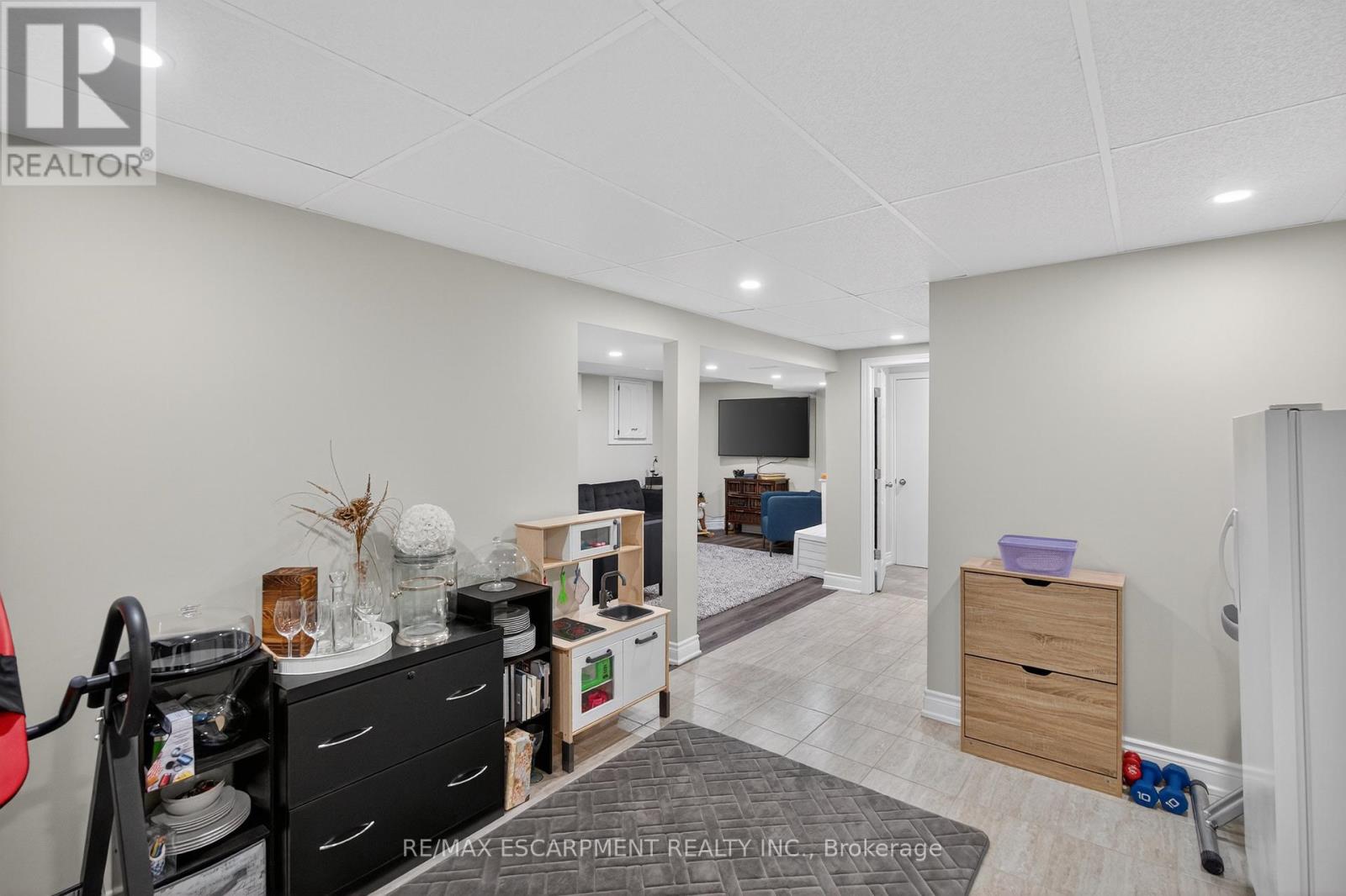 84 Branthaven Drive, Hamilton, Ontario  L8J 2M5 - Photo 38 - X12567822