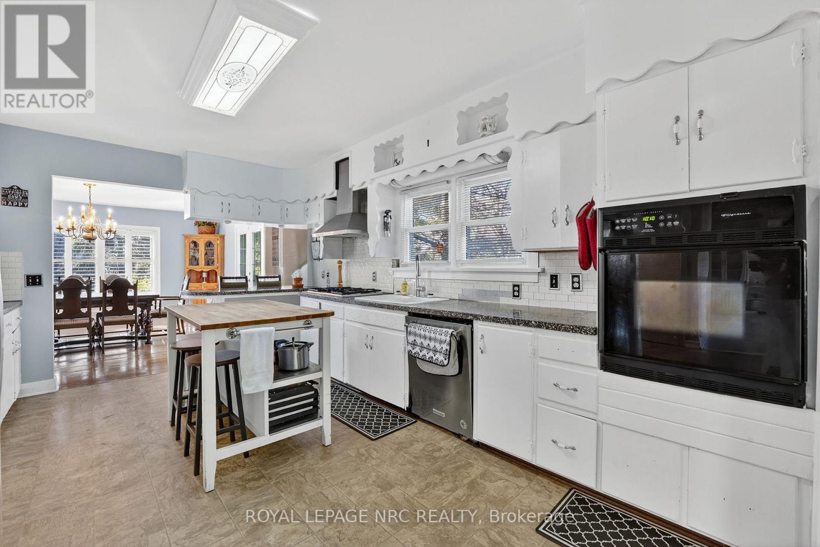 3208 Young Avenue, Fort Erie, Ontario  L0S 1N0 - Photo 15 - X12567870