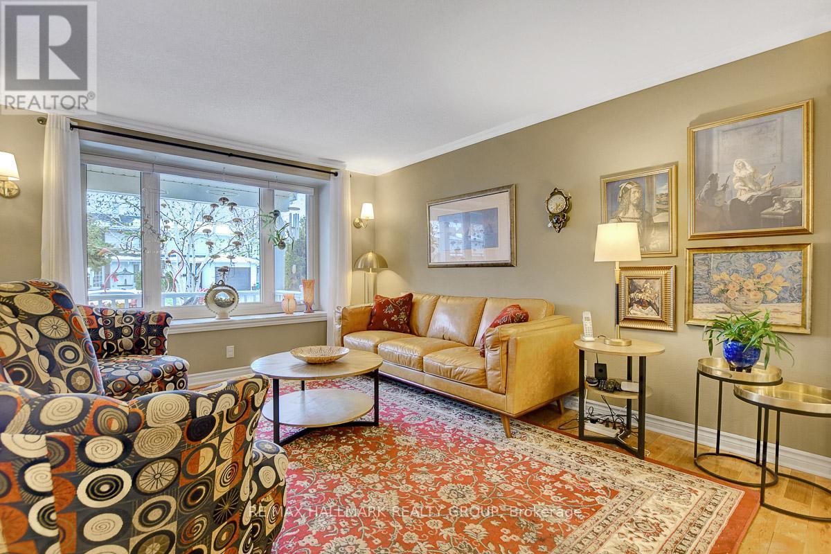 1865 Elmridge Drive, Ottawa, Ontario  K1J 8G7 - Photo 7 - X12567974