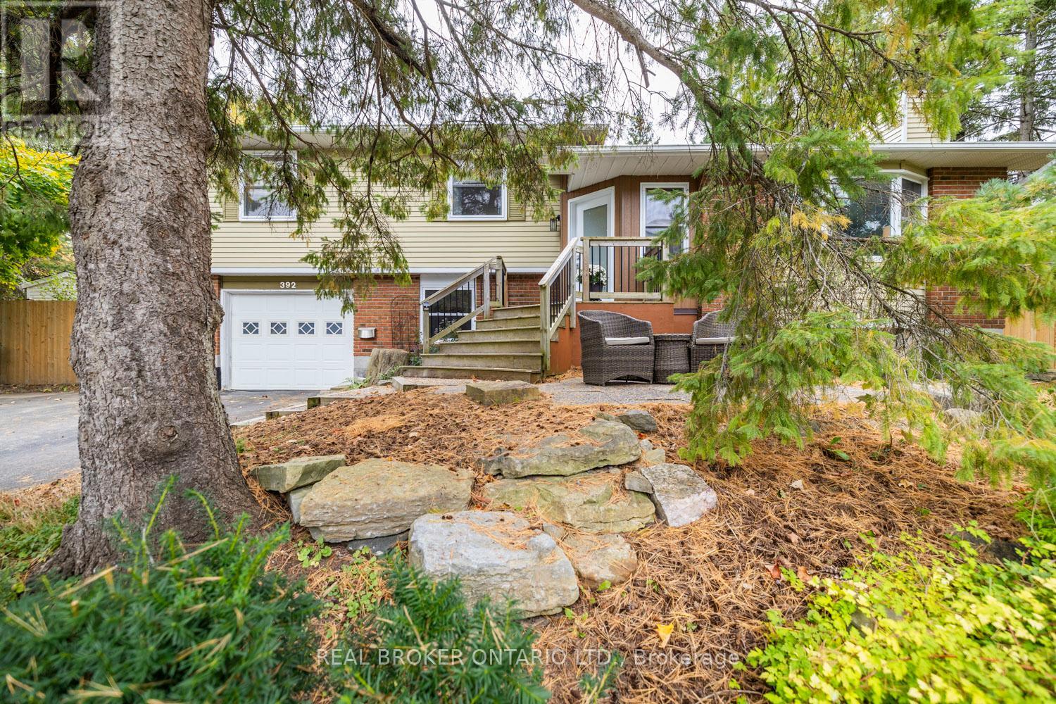 392 COUNTRY STREET, Mississippi Mills, Ontario