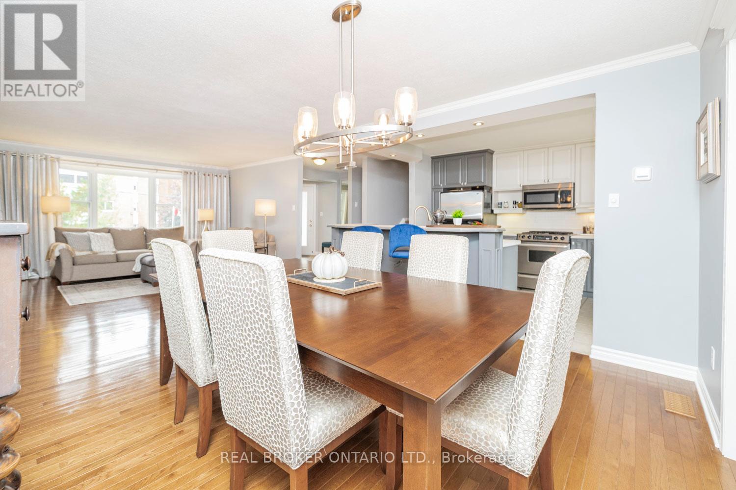 392 Country Street, Mississippi Mills, Ontario  K0A 1A0 - Photo 11 - X12568004