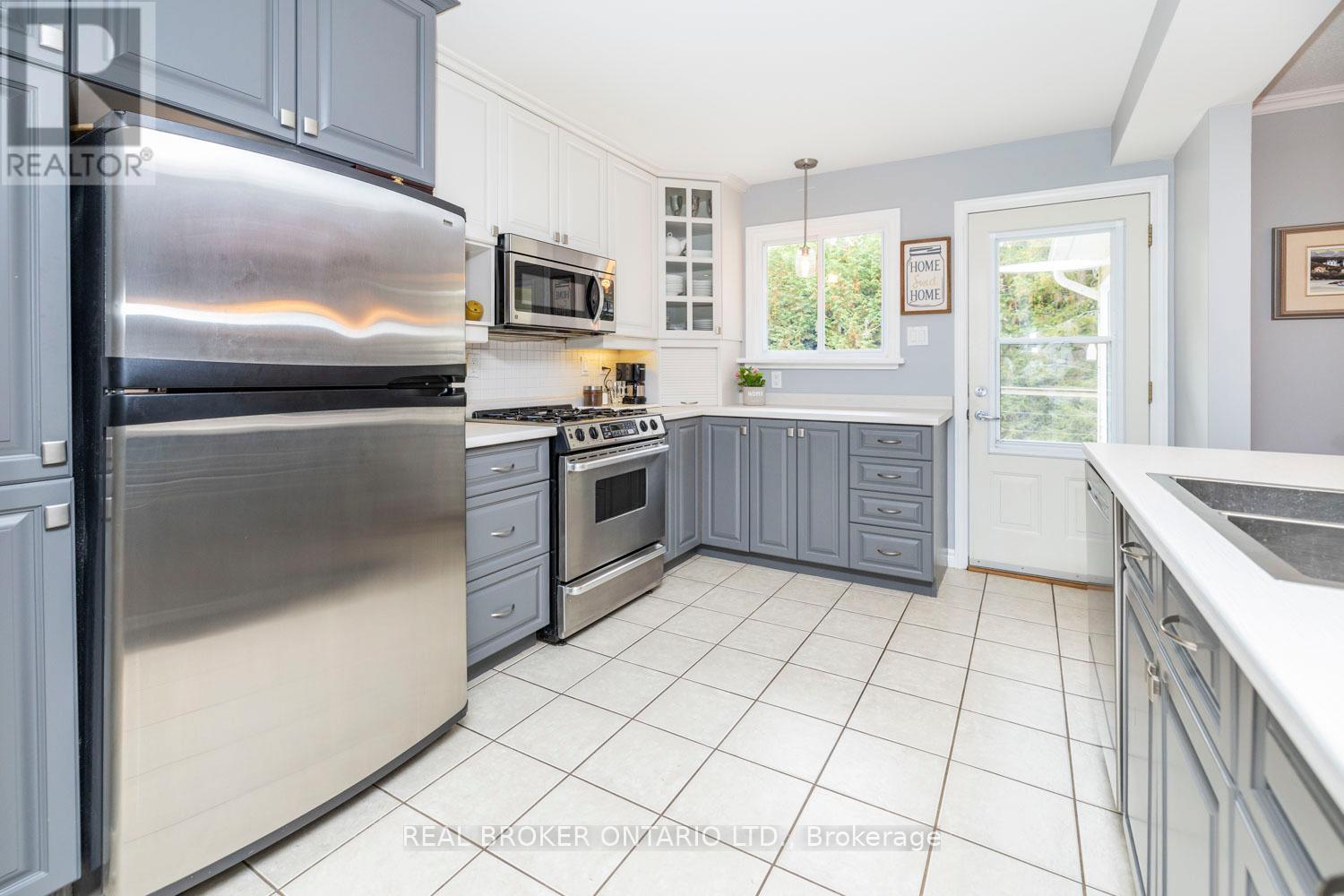 392 Country Street, Mississippi Mills, Ontario  K0A 1A0 - Photo 13 - X12568004