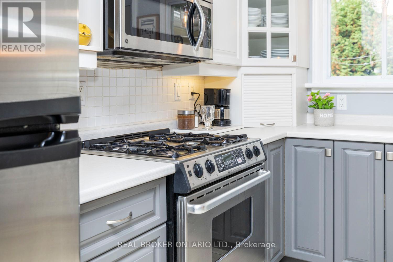 392 Country Street, Mississippi Mills, Ontario  K0A 1A0 - Photo 14 - X12568004