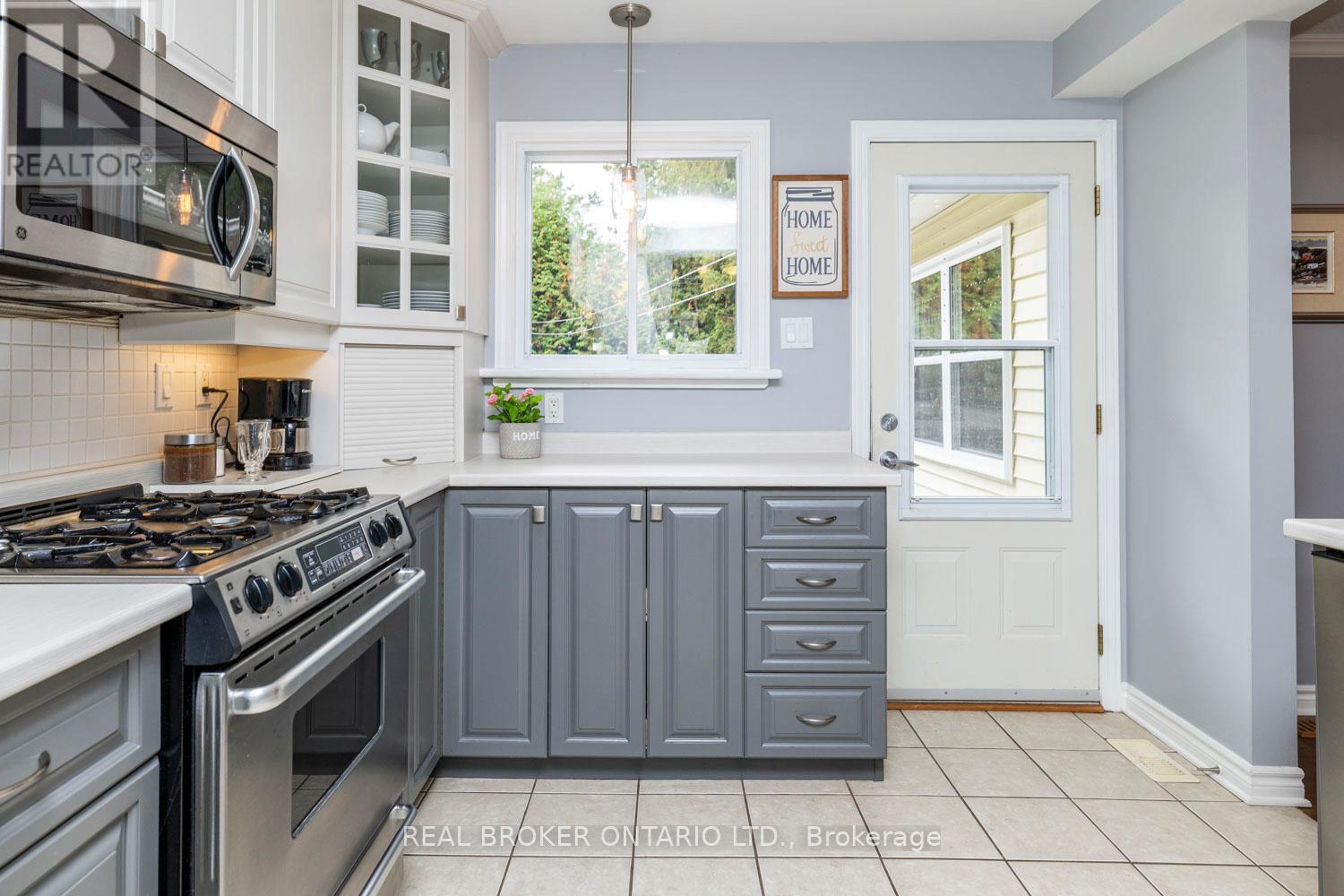 392 Country Street, Mississippi Mills, Ontario  K0A 1A0 - Photo 15 - X12568004