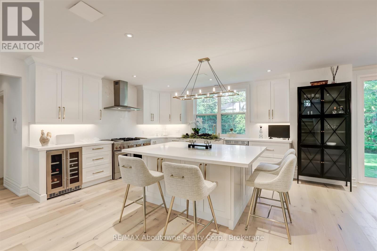 317 Gloucester Avenue, Oakville, Ontario  L6J 3W8 - Photo 26 - W12568002