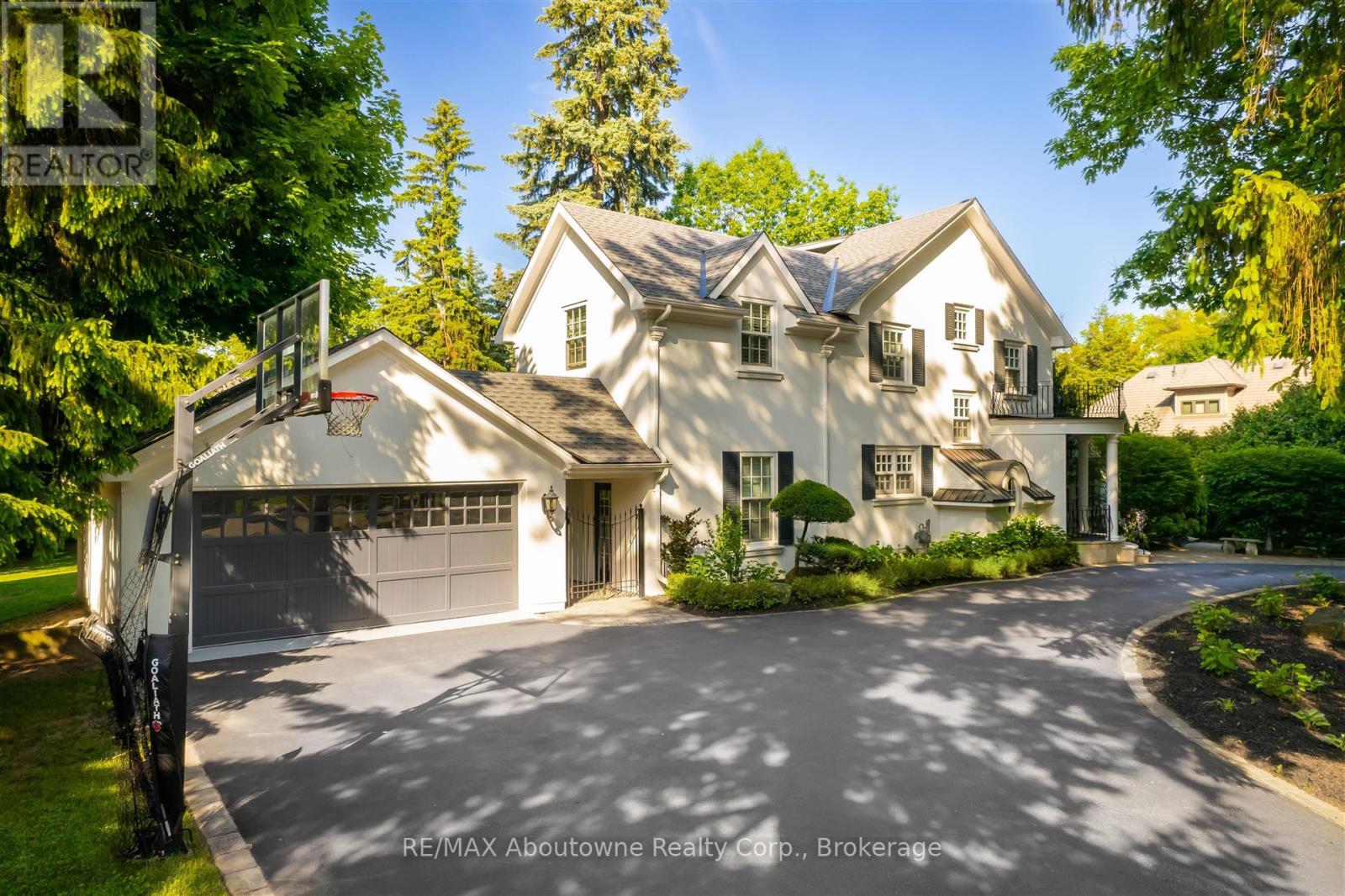 317 Gloucester Avenue, Oakville, Ontario  L6J 3W8 - Photo 5 - W12568010