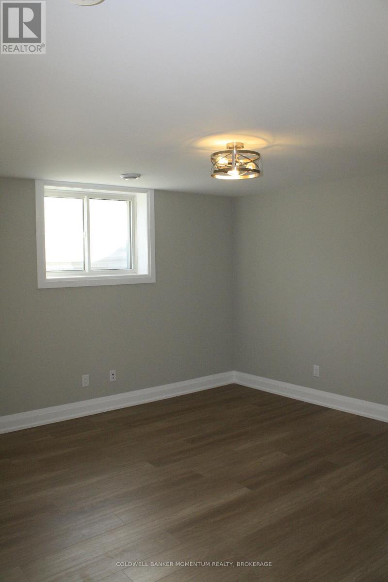 342 Bassett Avenue, Fort Erie, Ontario  L2A 5L8 - Photo 37 - X12567986