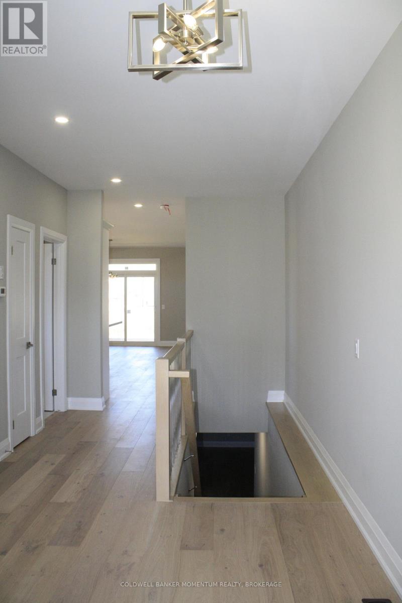 342 Bassett Avenue, Fort Erie, Ontario  L2A 5L8 - Photo 7 - X12567986