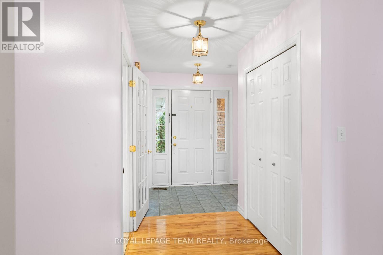 7 David Street, South Stormont, Ontario  K0C 1M0 - Photo 6 - X12567516