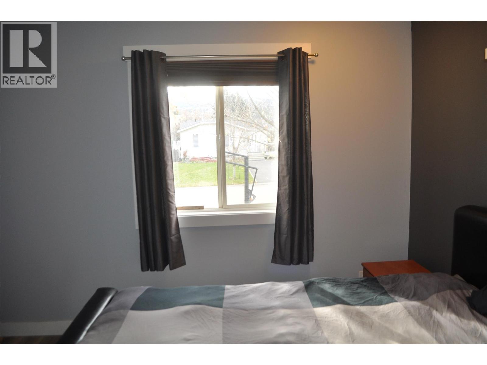 442 Garibaldi Drive, Kamloops, British Columbia  V2E 2A9 - Photo 16 - 10369204