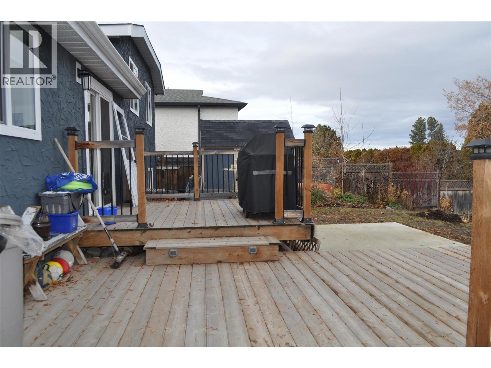 442 Garibaldi Drive, Kamloops, British Columbia  V2E 2A9 - Photo 24 - 10369204