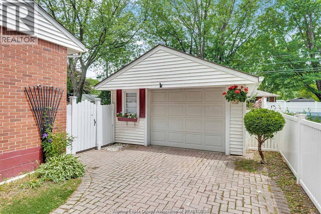 3692 Mckay Avenue, Windsor, Ontario  N9E 2S2 - Photo 17 - 25029370
