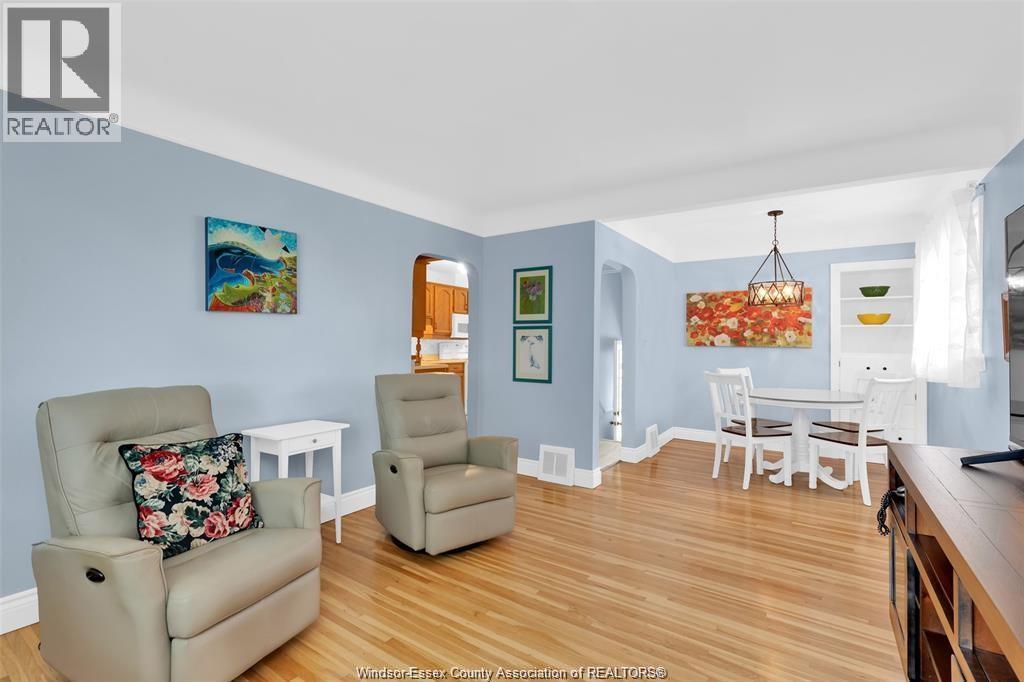 3692 Mckay Avenue, Windsor, Ontario  N9E 2S2 - Photo 5 - 25029370