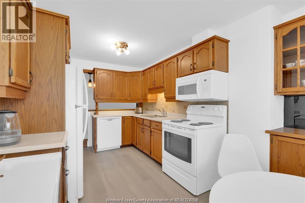 3692 Mckay Avenue, Windsor, Ontario  N9E 2S2 - Photo 6 - 25029370