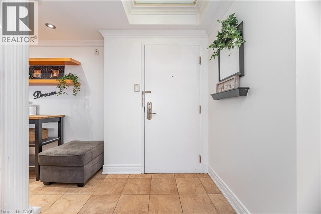 24 Hanover Road Unit# 2103, Brampton, Ontario  L6S 5K8 - Photo 3 - 40789933