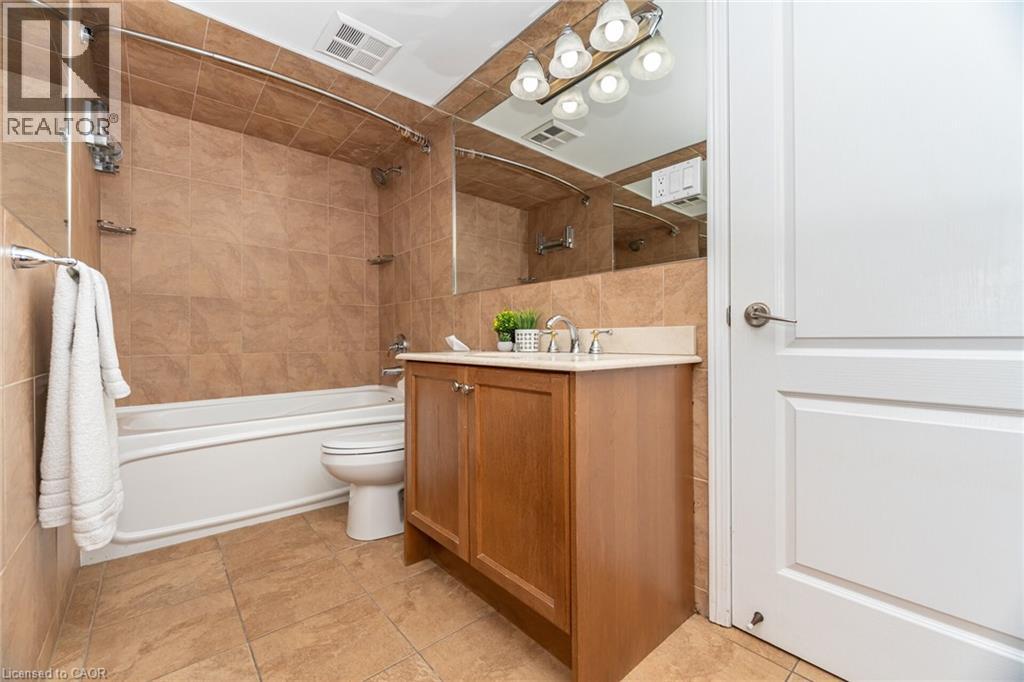 24 Hanover Road Unit# 2103, Brampton, Ontario  L6S 5K8 - Photo 9 - 40789933