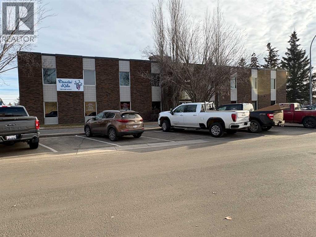 201-205 2 Street Ne, Slave Lake, Alberta  T0G 2A2 - Photo 1 - A2271900