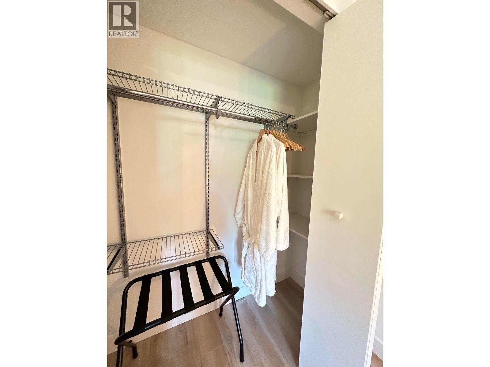 5636 Covey Pl, Vancouver, British Columbia  V7R 4T8 - Photo 13 - R3069343