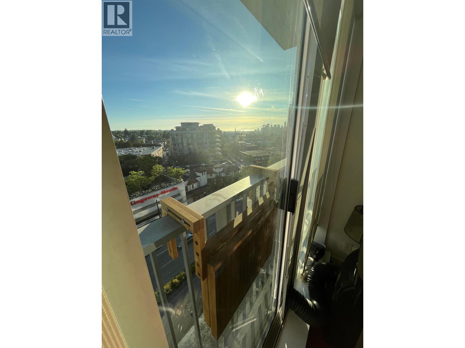328 E 11th Ave, Vancouver, British Columbia  V5T 4W1 - Photo 9 - R3069358