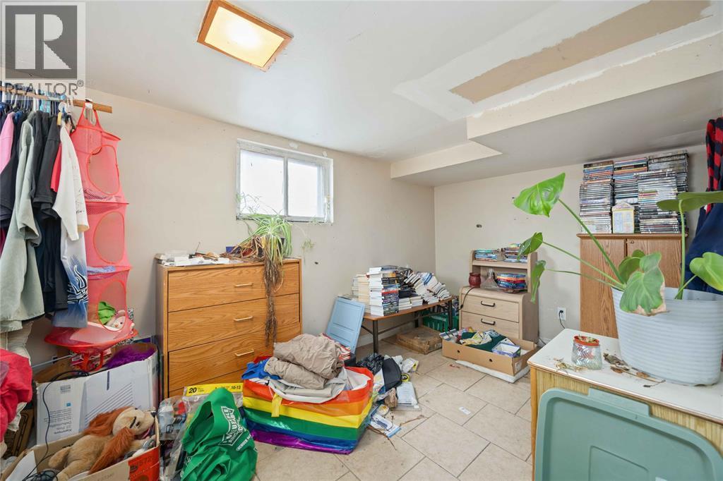 176 Christina Street South, Sarnia, Ontario  N7T 2N1 - Photo 14 - 25028565