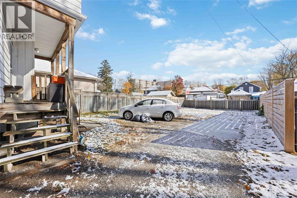 176 Christina Street South, Sarnia, Ontario  N7T 2N1 - Photo 18 - 25028565