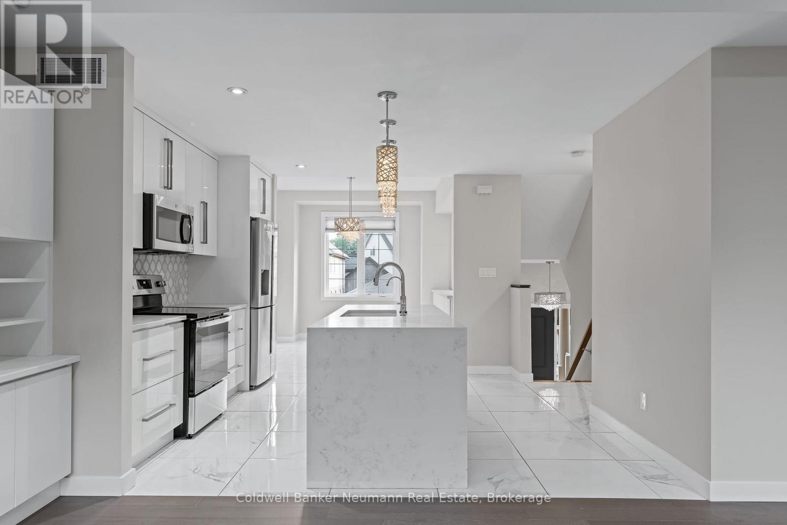 4 - 72 YORK ROAD, guelph (st. patrick's ward), Ontario