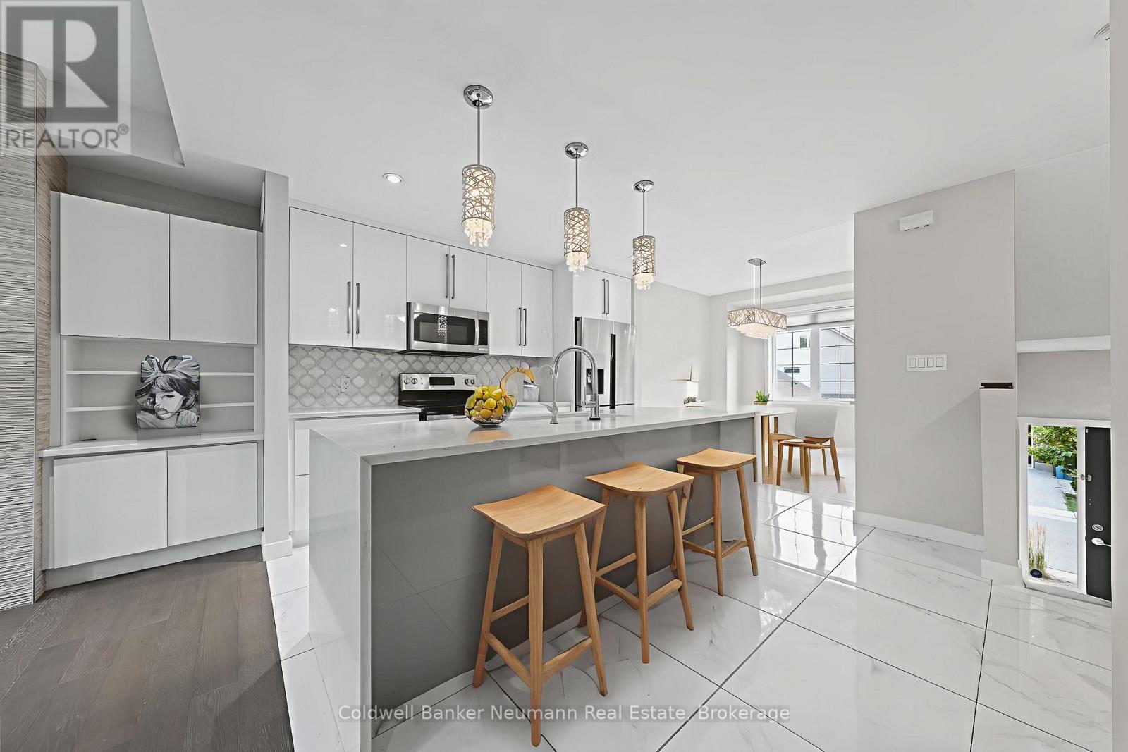 4 - 72 York Road, Guelph (St. Patrick's Ward), Ontario  N1E 0M3 - Photo 5 - X12567664