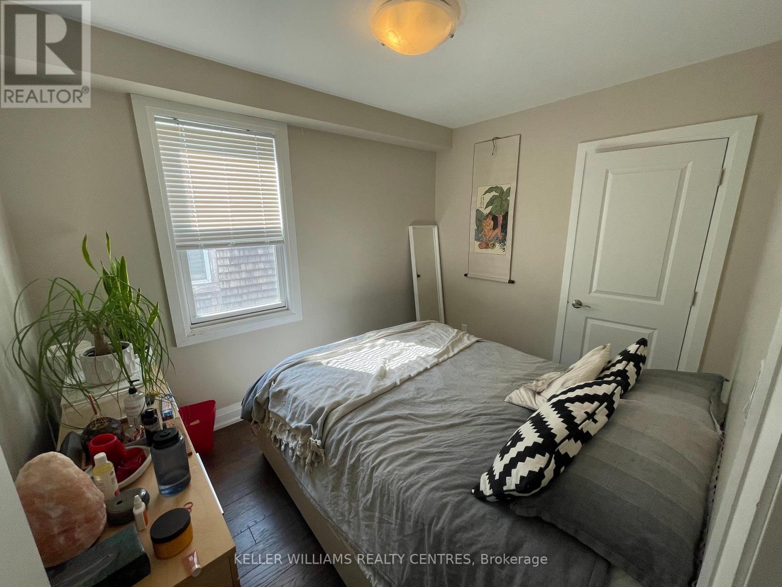 Upper - 453 Ashdale Avenue, Toronto, Ontario  M4L 2Z3 - Photo 5 - E12537224