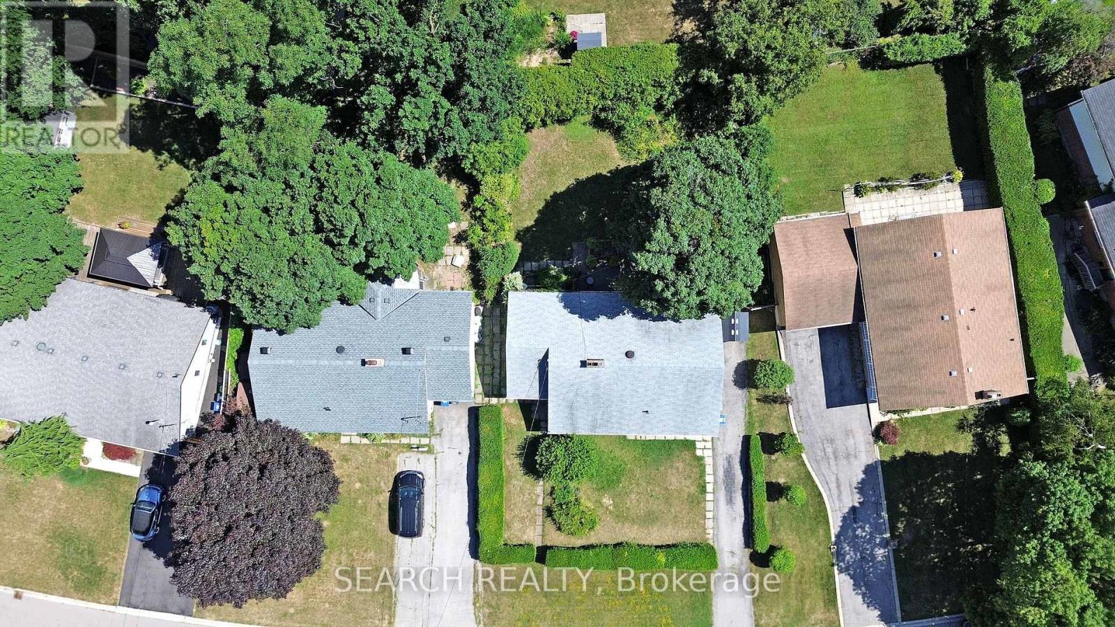 6 De Jong Drive, Mississauga, Ontario  L5M 1C1 - Photo 9 - W12301761