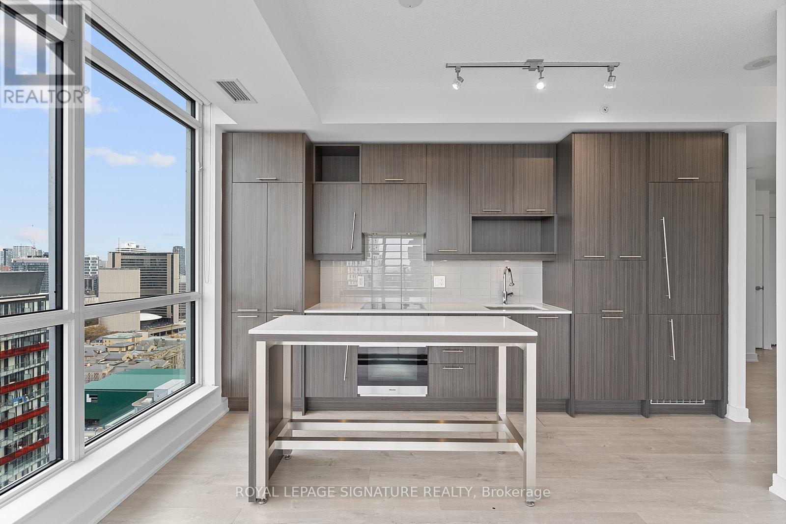 2906 - 199 Richmond Street W, Toronto, Ontario  M5V 0H4 - Photo 13 - C12568020