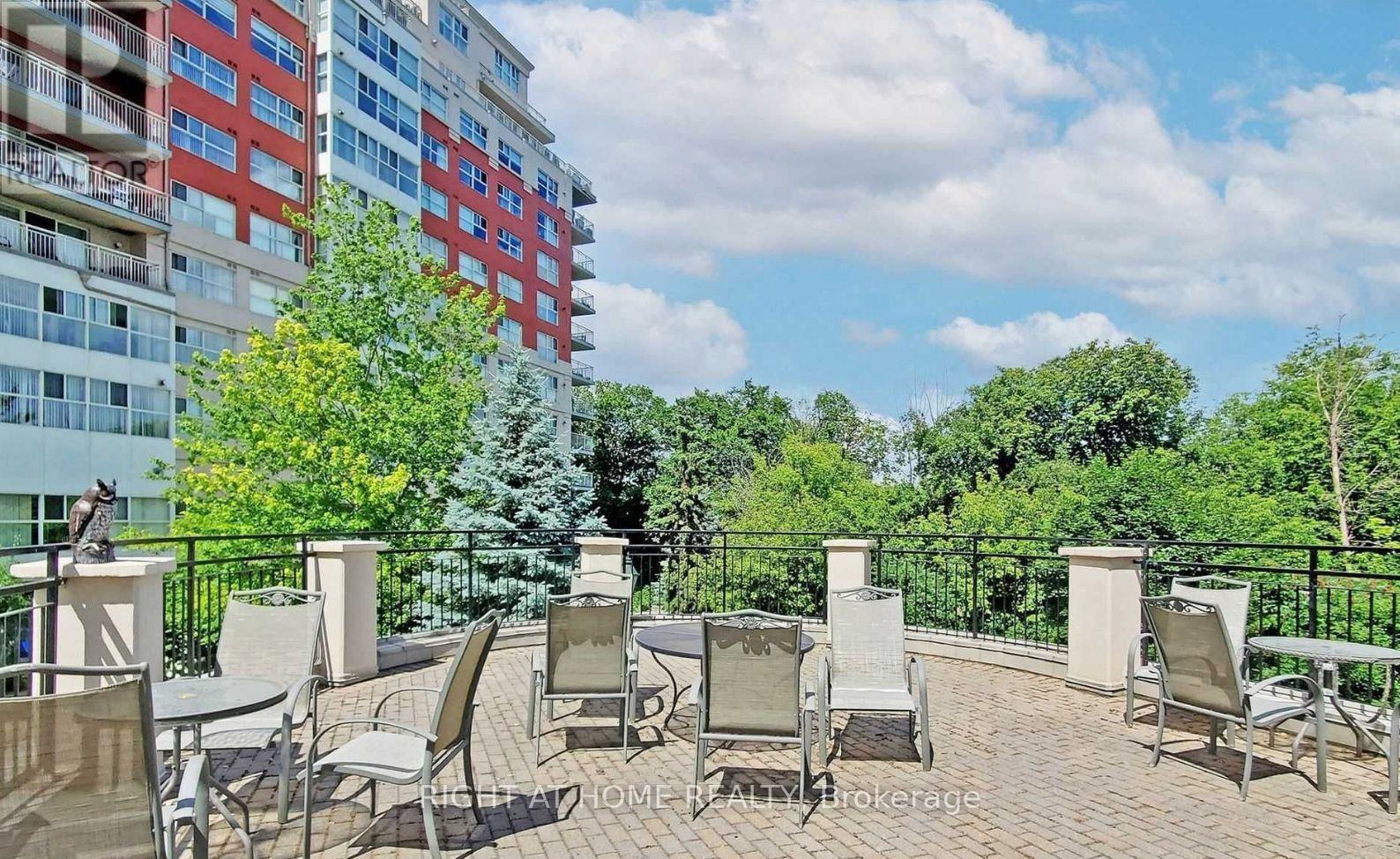 307 - 18 Concorde Place, Toronto, Ontario  M3C 3T9 - Photo 18 - C12568026