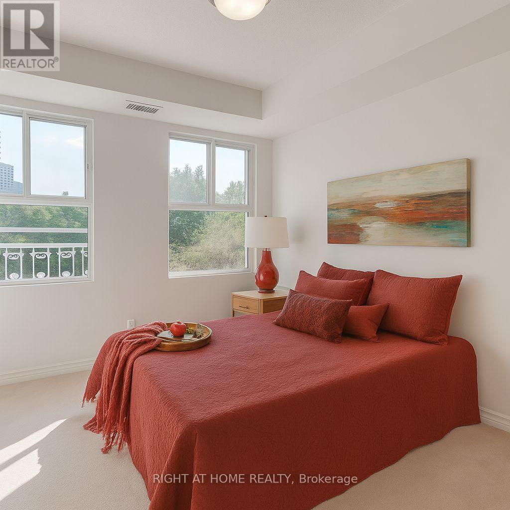 307 - 18 Concorde Place, Toronto, Ontario  M3C 3T9 - Photo 9 - C12568026