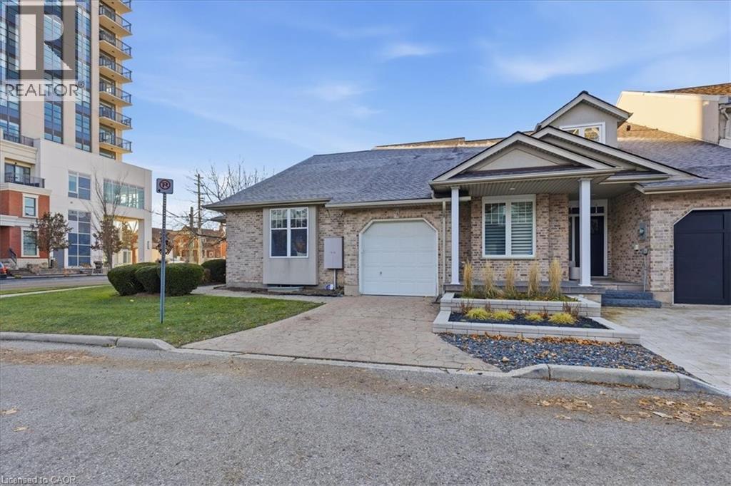 78 Freemont Street, Waterloo, Ontario  N2L 6L7 - Photo 3 - 40788250