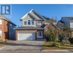 153 RAVINES Drive