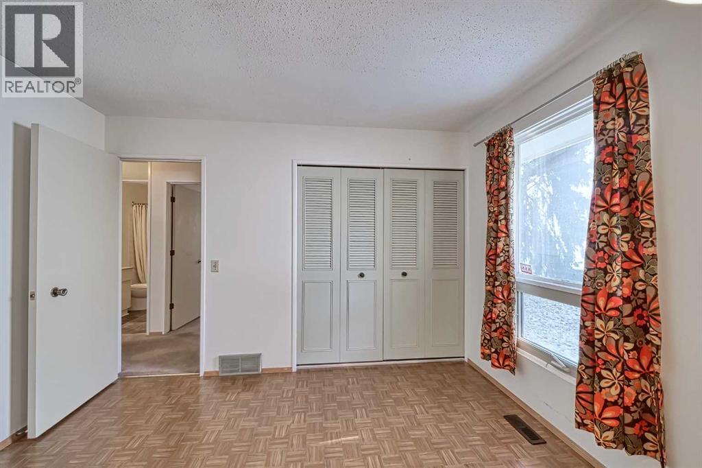 616 Dalmeny Hill Nw, Calgary, Alberta  T3A 1T6 - Photo 18 - A2271883