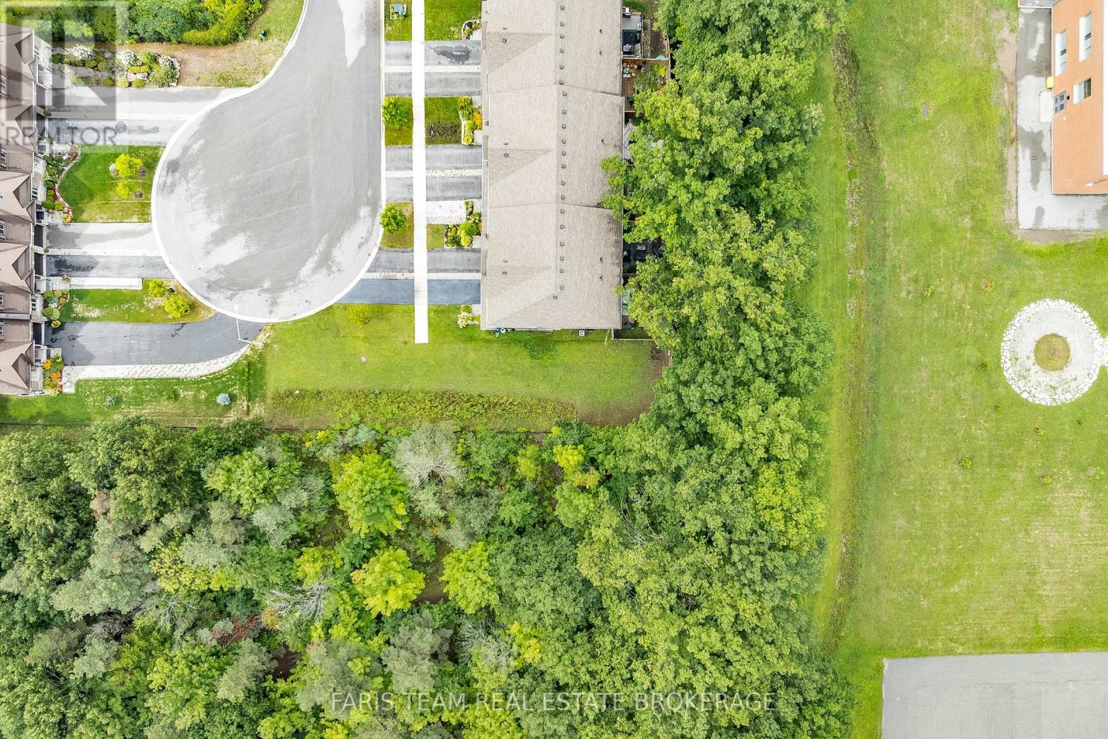 940 Cook Drive, Midland, Ontario  L4R 0E4 - Photo 4 - S12568024