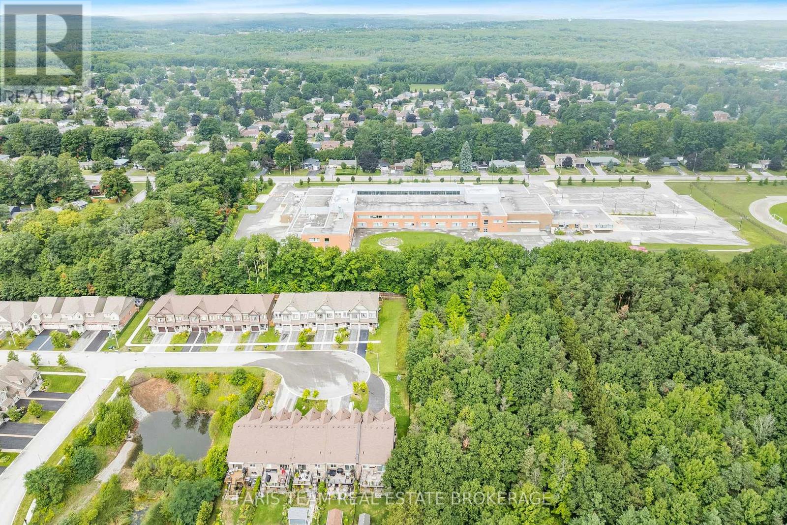 940 Cook Drive, Midland, Ontario  L4R 0E4 - Photo 5 - S12568024